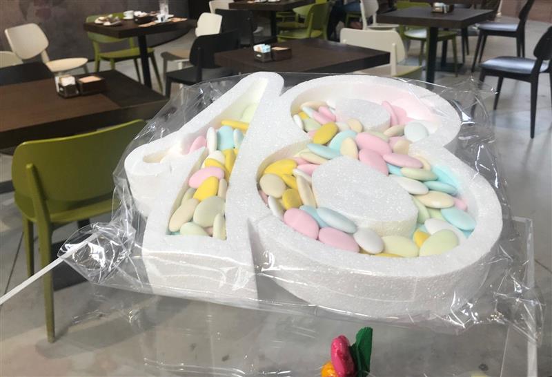 porta-confetti personalizzato in polistirolo