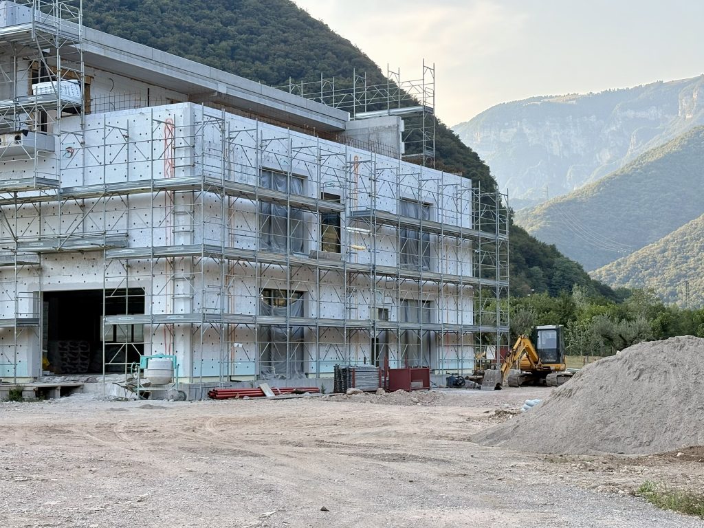 posa lastre da cappotto in XPS per isolamento termico