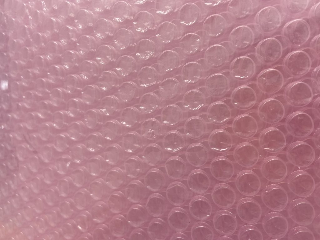 bobina di millebolle rosa, antistatico